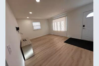 1422 W Van Norman Ave, Milwaukee, WI 53221 - Photo 13