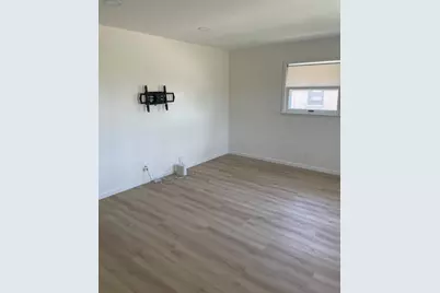 1422 W Van Norman Ave, Milwaukee, WI 53221 - Photo 45