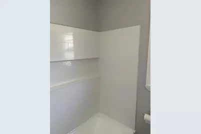 1422 W Van Norman Ave, Milwaukee, WI 53221 - Photo 53