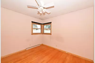 4777 S 14th St, Milwaukee, WI 53221 - Photo 19