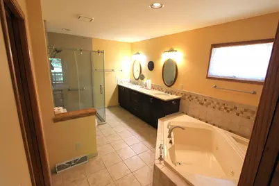 1230  Glen Eagles Ct #22-11, Geneva, WI 53147 - Photo 21