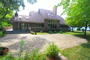 1230 Gleneagles Ct, Geneva, WI 53147 - Photo 33