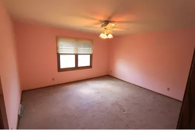1230  Glen Eagles Ct #22-11, Geneva, WI 53147 - Photo 29