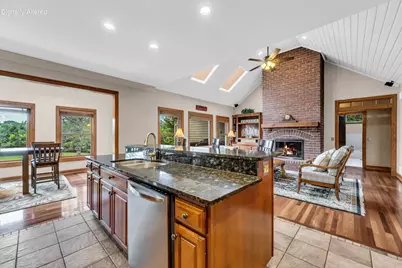 5046  Briar Ridge Ct, Lyons, WI 53105 - Photo 27