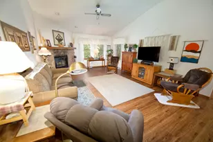 4130 W Thorncrest Dr, Franklin, WI 53132 - Photo 3