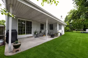 4130 W Thorncrest Dr, Franklin, WI 53132 - Photo 19