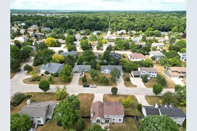 4130 W Thorncrest Dr, Franklin, WI 53132 - Photo 23