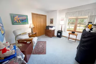 4130 W Thorncrest Dr, Franklin, WI 53132 - Photo 15