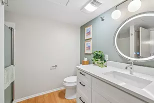 1924 N Hubbard St, Milwaukee, WI 53212 - Photo 15