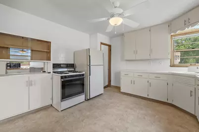 4604  32nd Ave, Kenosha, WI 53144 - Photo 7