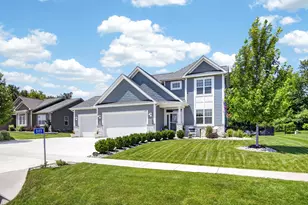 849 Fairway Dr, Twin Lakes, WI 53181 - Photo 7