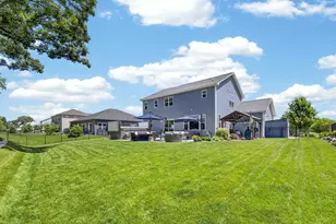 849 Fairway Dr, Twin Lakes, WI 53181 - Photo 9