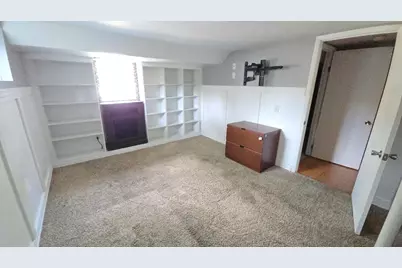 6840 S North Cape Rd, Franklin, WI 53132 - Photo 19