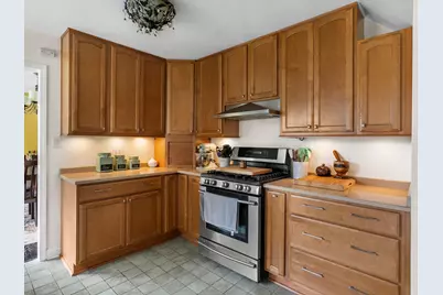 1009  Waldo Blvd, Manitowoc, WI 54220 - Photo 9