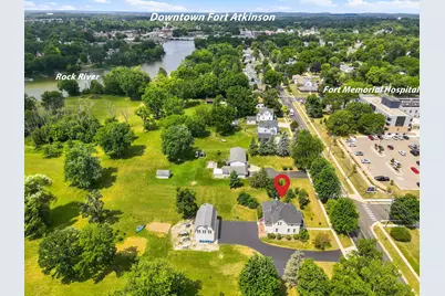 704 E Sherman Ave, Fort Atkinson, WI 53538 - Photo 69