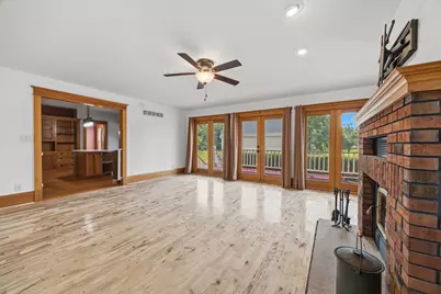 704 E Sherman Ave, Fort Atkinson, WI 53538 - Photo 7