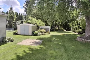 131 E Burnett St, Beaver Dam, WI 53916 - Photo 9