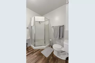 528 S 65th St, Milwaukee, WI 53214 - Photo 13