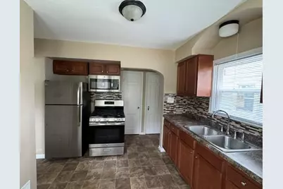4377 N 48th St, Milwaukee, WI 53216 - Photo 7