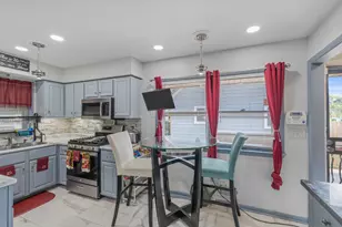 7063 N 37th St, Milwaukee, WI 53209 - Photo 11