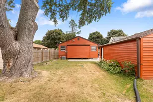 7063 N 37th St, Milwaukee, WI 53209 - Photo 3