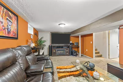 7063 N 37th St, Milwaukee, WI 53209 - Photo 21