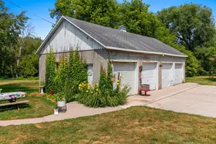 848 E Washington Ave, Cleveland, WI 53015 - Photo 53