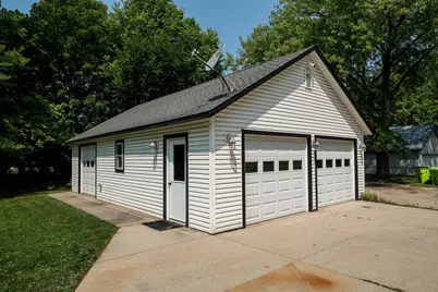187 S Main St, Dousman, WI 53118 - Photo 41