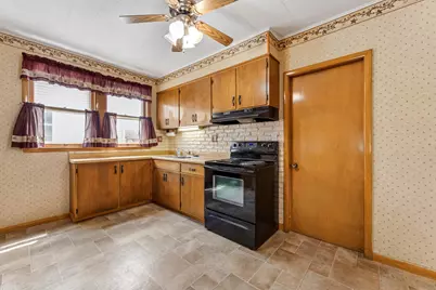 23 N Hill St, Fountain City, WI 54629 - Photo 19