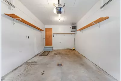 23 N Hill St, Fountain City, WI 54629 - Photo 33