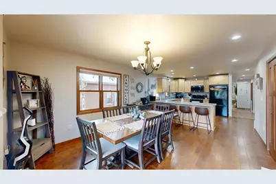 1511  9th St, La Crosse, WI 54601 - Photo 3