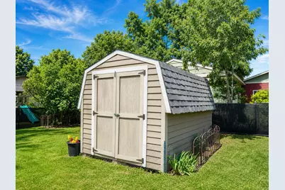 2715  Burr Oak St, Shelby, WI 54601 - Photo 31
