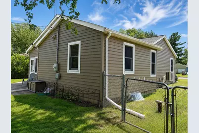 2715  Burr Oak St, Shelby, WI 54601 - Photo 43