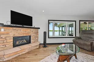 28906 Beach Dr, Racine, WI 53185 - Photo 15