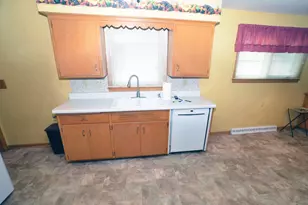2672 N 115th St, Wauwatosa, WI 53226 - Photo 7