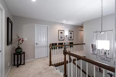 9439 N Broadmoor Rd, Bayside, WI 53217 - Photo 21