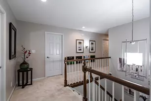 9439 N Broadmoor Rd, Bayside, WI 53217 - Photo 21