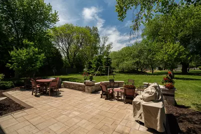 9439 N Broadmoor Rd, Bayside, WI 53217 - Photo 29