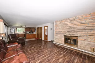 4520 Garden Dr, Racine, WI 53403 - Photo 7