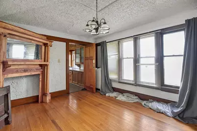 3716 W Sarnow St, Milwaukee, WI 53208 - Photo 9