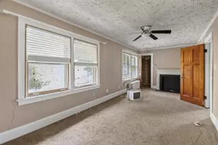 3716 W Sarnow St, Milwaukee, WI 53208 - Photo 19