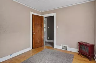 3716 W Sarnow St, Milwaukee, WI 53208 - Photo 13