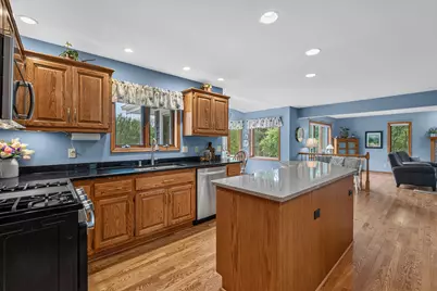 W248N7706  Kathleen Ave, Lisbon, WI 53089 - Photo 5