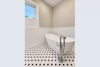 4605  Merrick Trl, Brookfield, WI 53045 - Photo 9