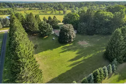 1630  Wallace Lake Rd, Trenton, WI 53090 - Photo 25