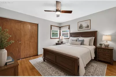 6520 N 54th St, Milwaukee, WI 53223 - Photo 9