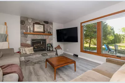2121  September Dr, Racine, WI 53402 - Photo 23