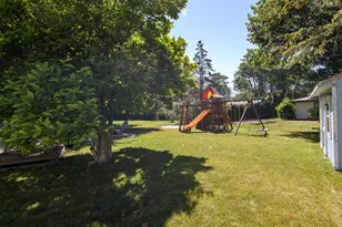 2121 September Dr, Racine, WI 53402 - Photo 7