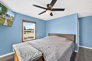 7005 W Lincoln Ave, West Allis, WI 53219 - Photo 11
