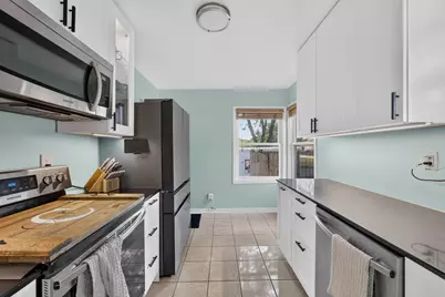 7005 W Lincoln Ave, West Allis, WI 53219 - Photo 3